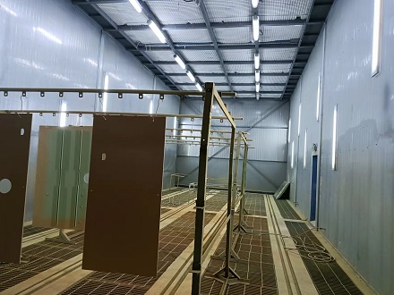 軌道交通涂裝生產線客戶案例現場2