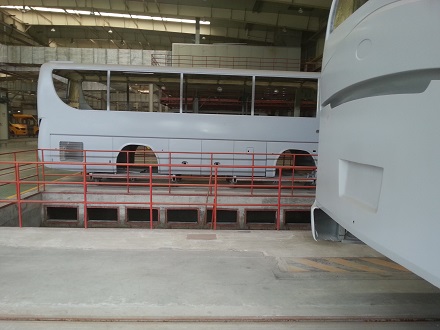 專用車涂裝生產(chǎn)線現(xiàn)場圖